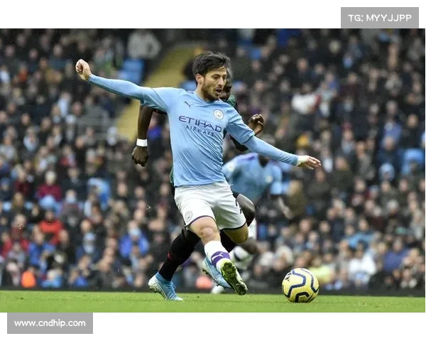 从攻守平衡看曼城7号在高位逼抢中的防守智慧解析